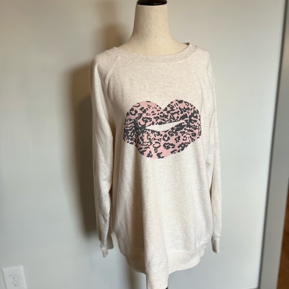 Wildfox Cheetah Lips Sweatshirt - Picture 4 of 6